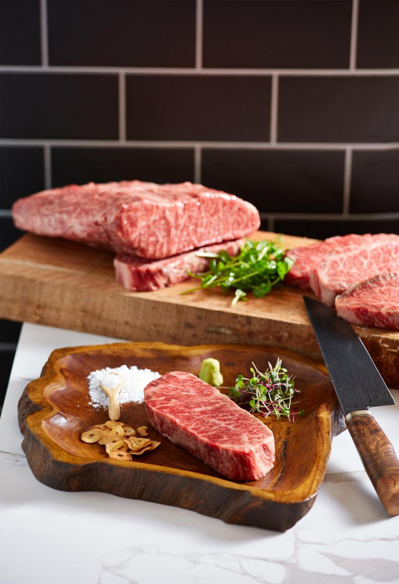 Hotel Crystalbrook Bailey Cairns Esterno foto Australian Wagyu